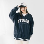 NTU美式電繡滑面V領大學T_深藍