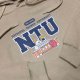 dtto friends合作款_NTU校門限定款_腸太郎＆好鴨落肩帽T_奶茶(已售完)